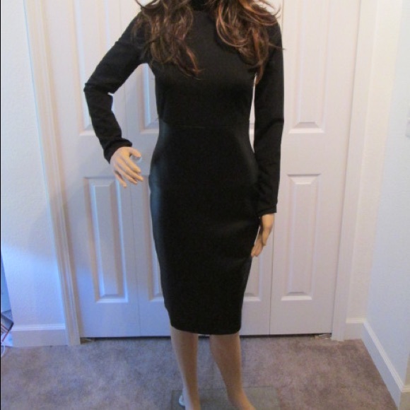 RESTOCKED ‼️ MEGHAN MARKLE LEATHERETTE MIDI DRESS - Picture 4 of 5